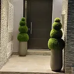 Elite Luxury