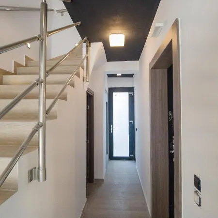 Elite Luxury Apartment