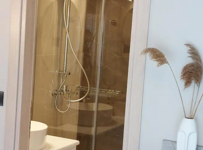 Elite Luxury